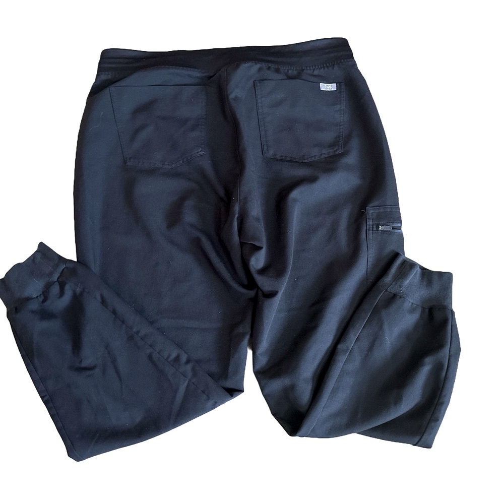 SET Figs Black Relaxed Leg Pants with Elastic Cuffs and Drawstring Waist - Picture 4 of 7